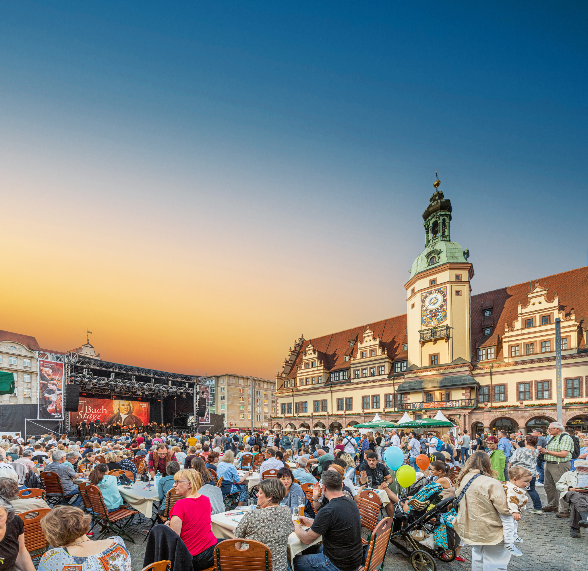 Bachfest-Leipzig-Musikstadt-BachStage-Altes-Rathaus-Biergarten-Philipp-Kirschner-leipzig-travel