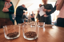 Tajemství perfektní kávy: Workshop s kávovým odborníkem v Táboře