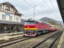 Karlštejnský expres - zážitková jízda retrovlakem